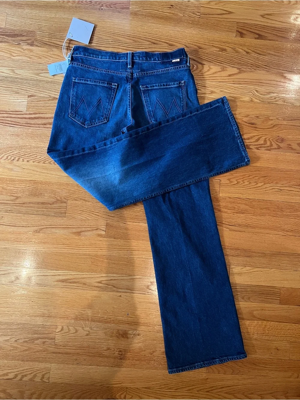 MOTHER The Bookie Sneak Jeans - Picture 7 of 8